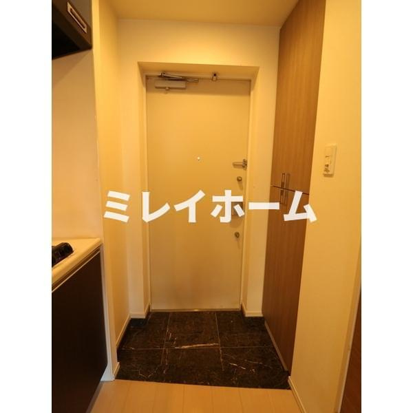 ジーベック平和島の玄関