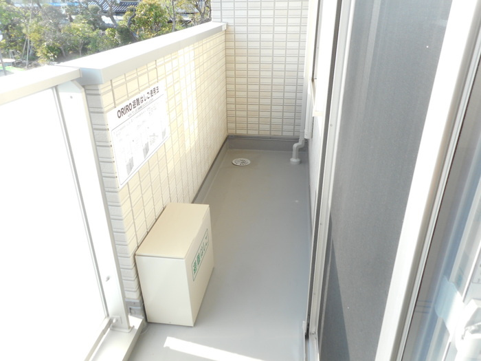 オッツ西船橋のバルコニー