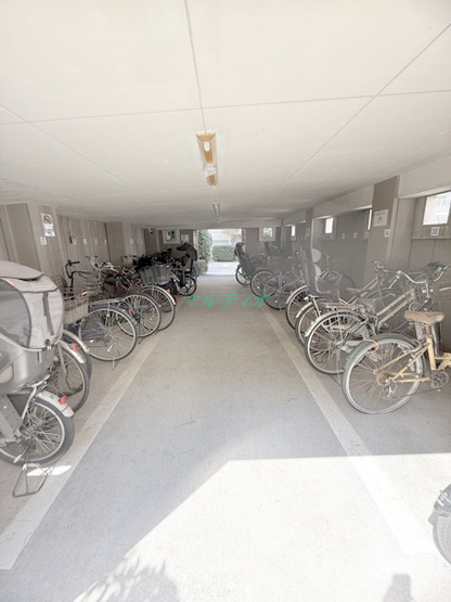  | プリヴェ根岸