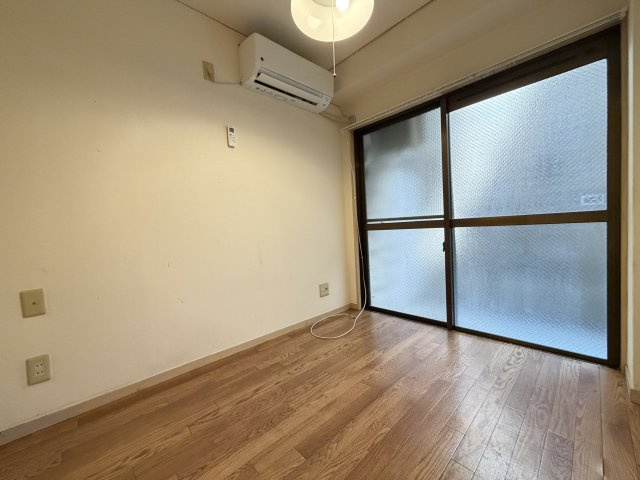 エンブレムトキワの寝室