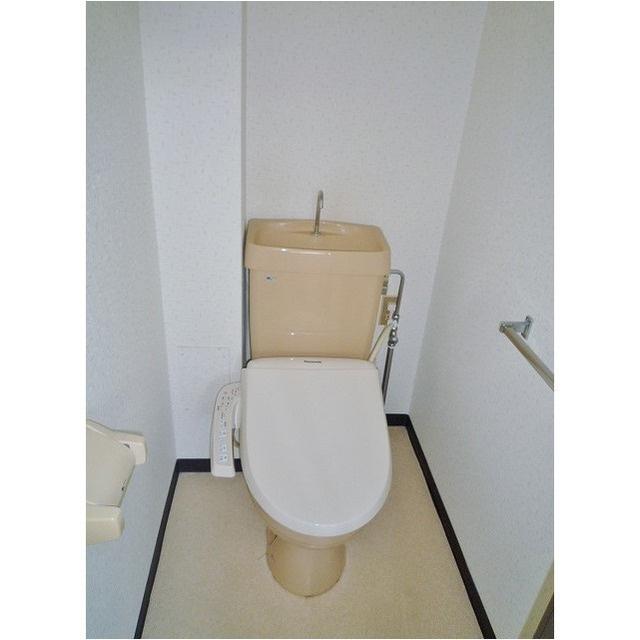 ジュネスオクラバ　Ｂのトイレ