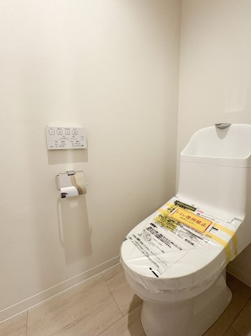 ライオンズシティ東京根岸のトイレ|ライオンズシティ東京根岸：ウォシュレット機能付きトイレです！