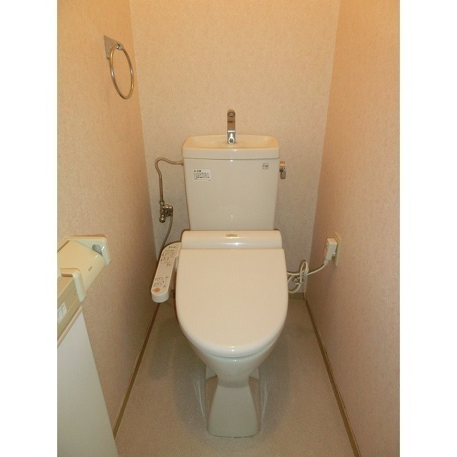 メゾンエイトのトイレ