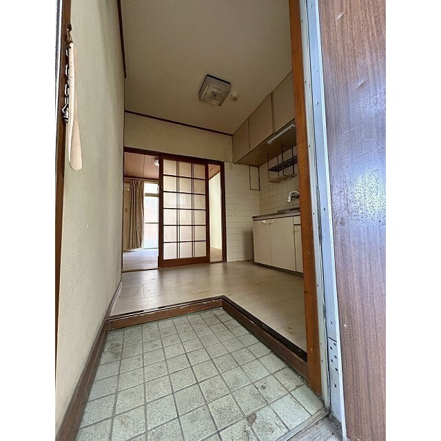 本町マンションの玄関