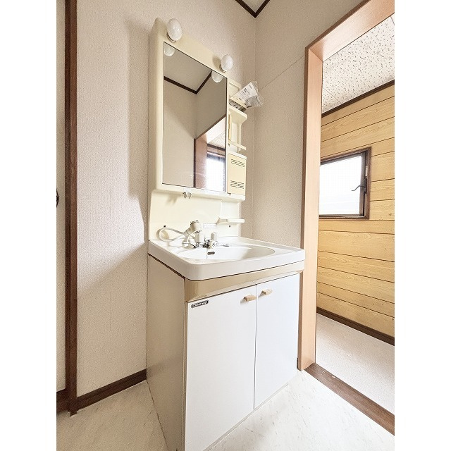 田中戸建の洗面所