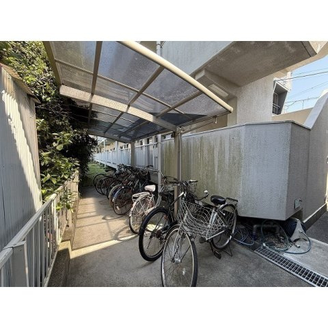 ＭＯＮＴＲＡＹ大岡の駐車場