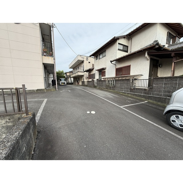高砂ハイツ　Ｂの駐車場