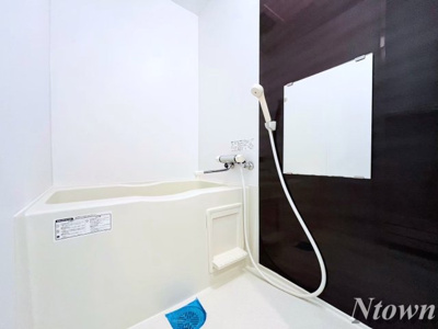 【浴室】 | K Flat | 日々の疲れを癒すお風呂付です