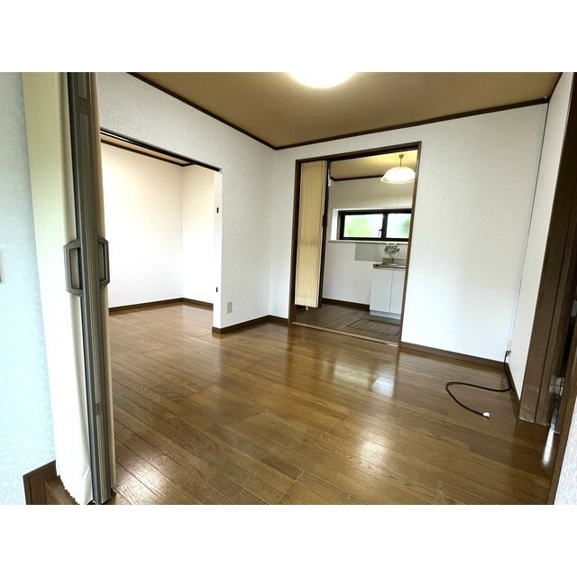御殿場市川島田の一戸建ての居間・リビング