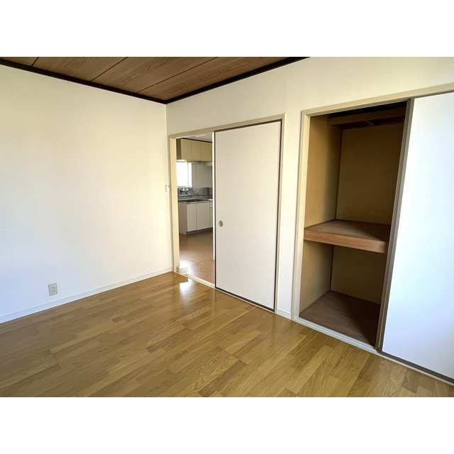ホワイトハウス　Ｂの収納