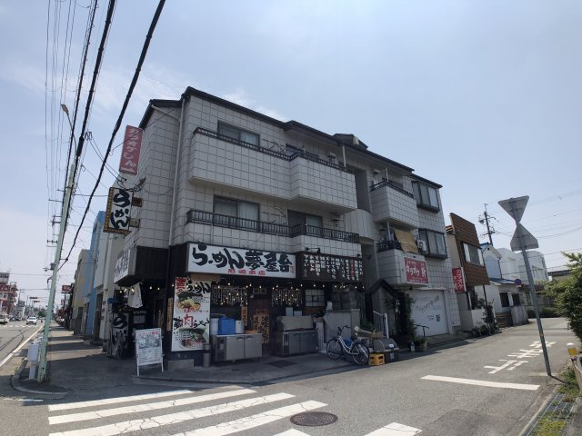 周辺施設充実で便利です！
