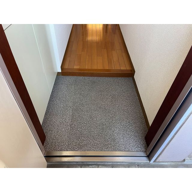 フォーシーズン大坂の内装