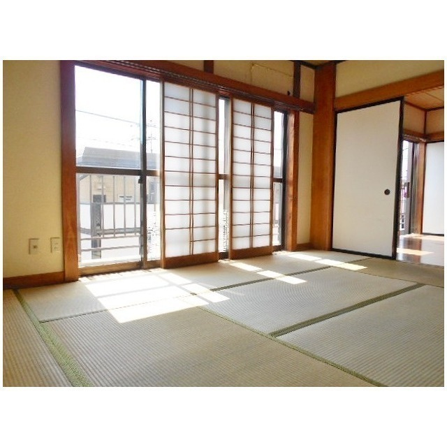 納米里戸建の居間・リビング