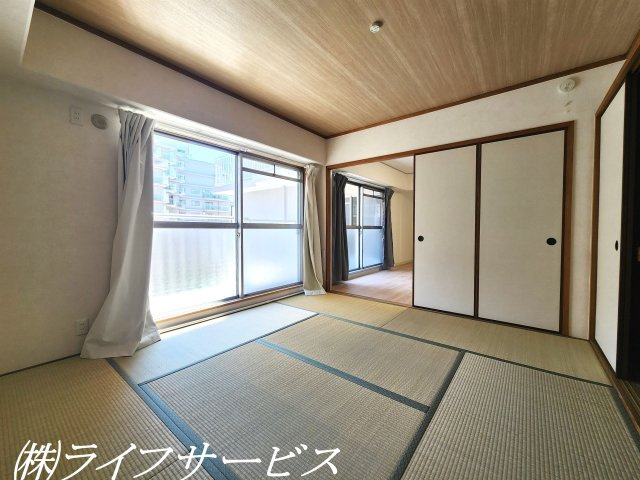 【和室】 | エバーグリーン淀川２号館 | 和室８帖/押入有