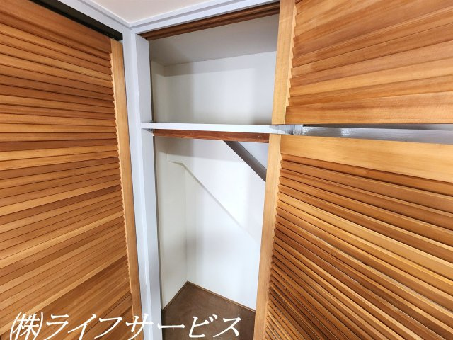 【収納】 | エバーグリーン淀川２号館 | 洋室9.0帖/収納３ヵ所