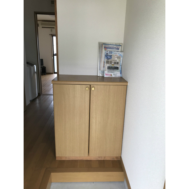 コーポ唐沢の玄関