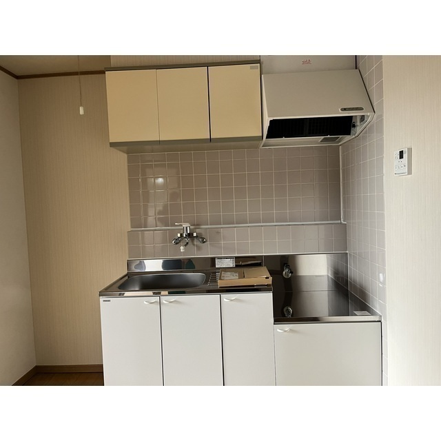 御殿場市印野のアパートのキッチン