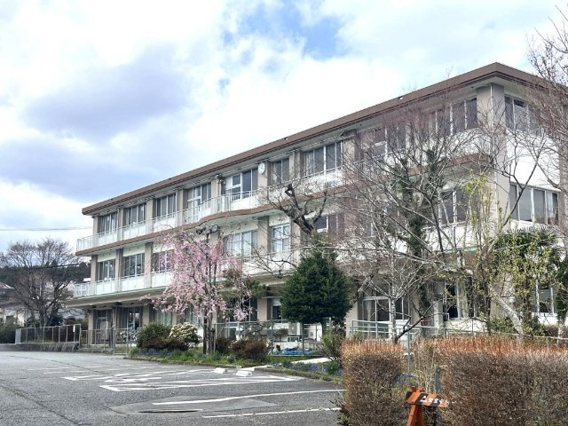 ハイム安樹の周辺|中学校「御殿場市立西中学校まで649m」