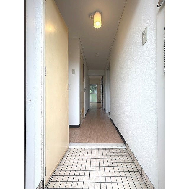 山之井プラザの玄関