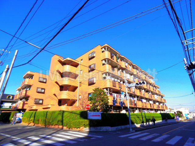クレールはけの原の外観