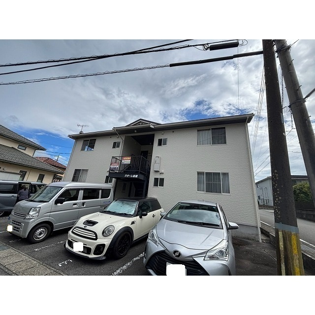 クオーレ新橋の駐車場