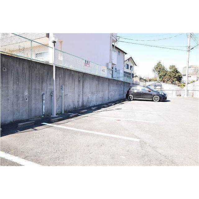 グッドウィルの駐車場
