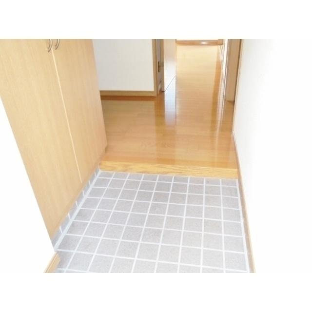 レジデンス白石の玄関