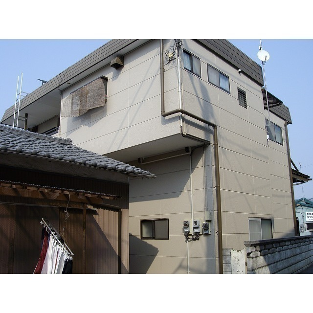 タウンヒル芹沢’９２の外観