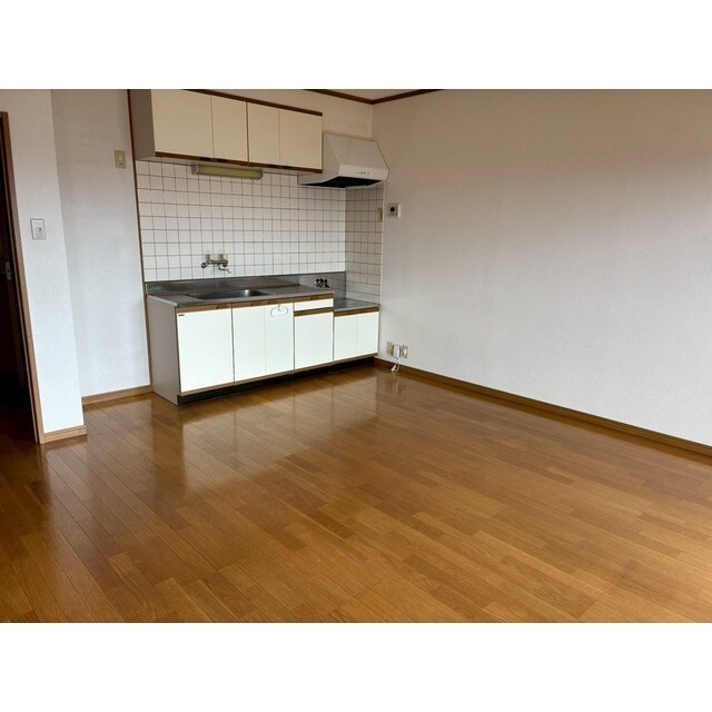 土屋マンションの居間・リビング
