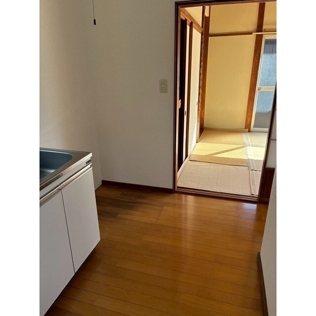 森戸建のキッチン