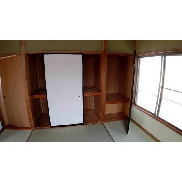 原一戸建の収納