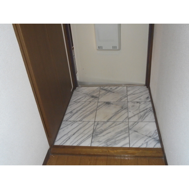 コーポラス杉山　Ⅲの玄関