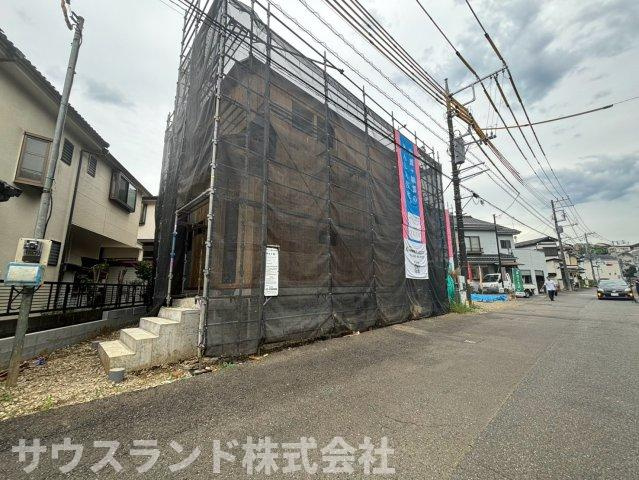 八王子市横川町の新築一戸建の前面道路含む現地写真