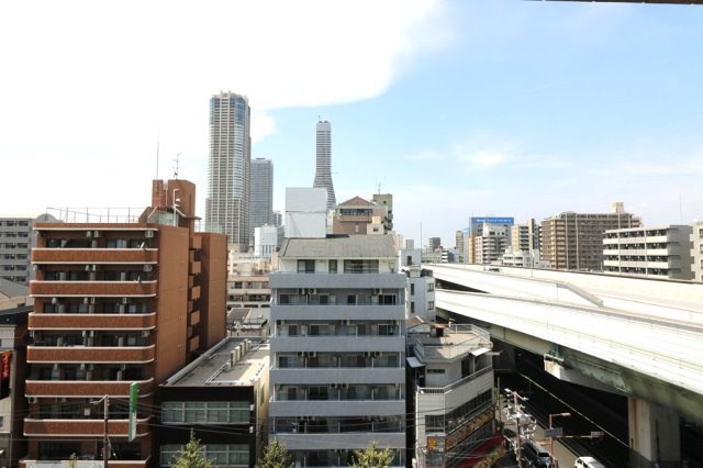 キングマンション市岡みなとベルクス の展望