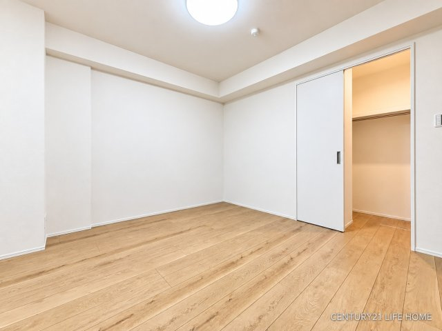 【洋室】 | ランドシティ玉川学園ロイヤルテラス | コンパクトで使いやすい洋室です