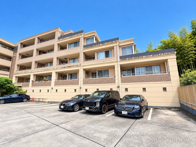 【外観】 | ランドシティ玉川学園ロイヤルテラス | 外観もきれいです