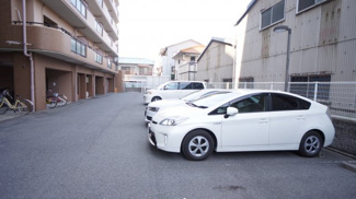 【駐車場】