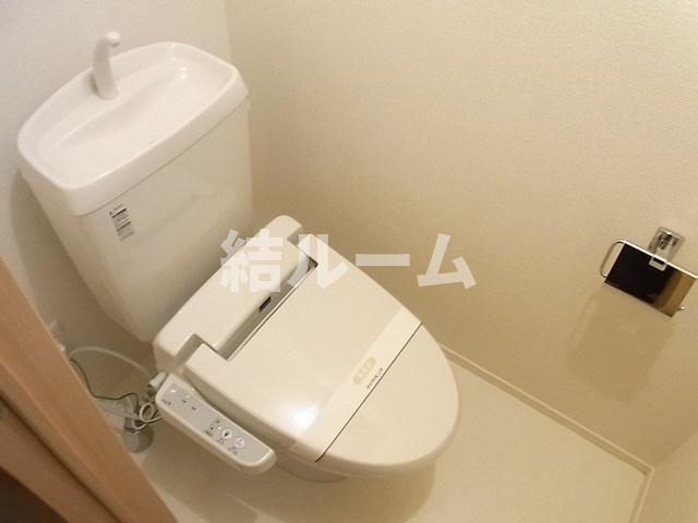 豊島区千早３丁目のアパートのトイレ