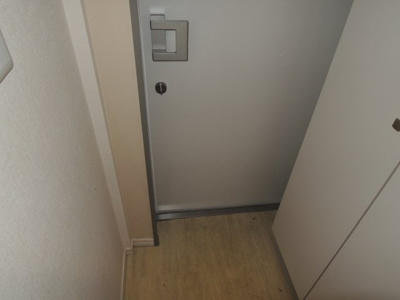 【玄関】