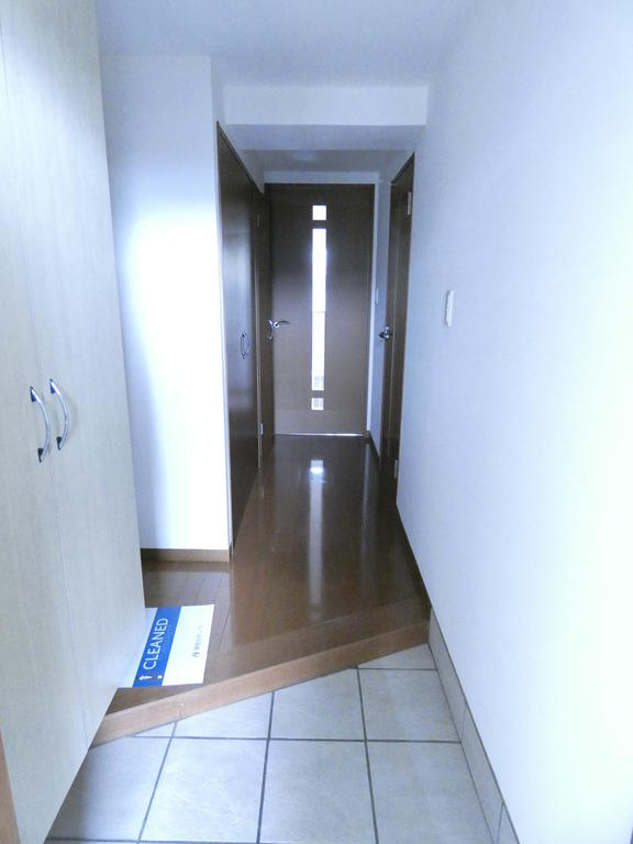 コンフォリア代々木上原の玄関|※別部屋参照