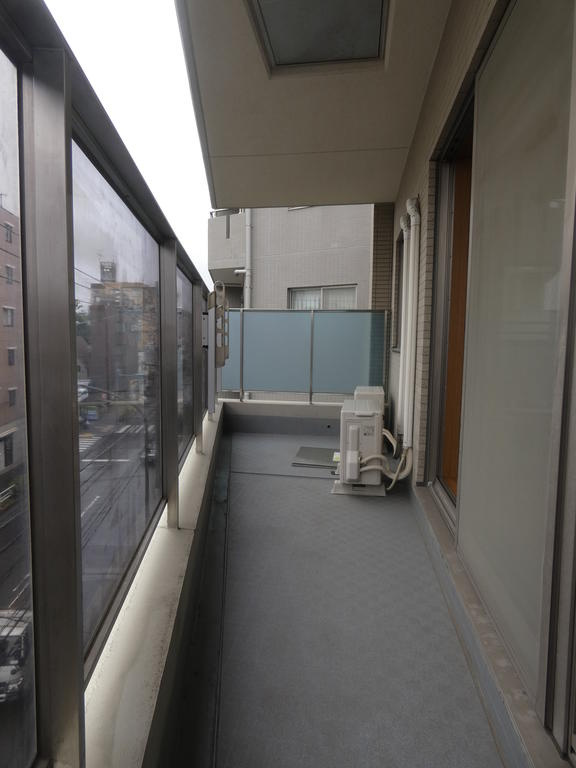 コンフォリア代々木上原のバルコニー|※別部屋参照