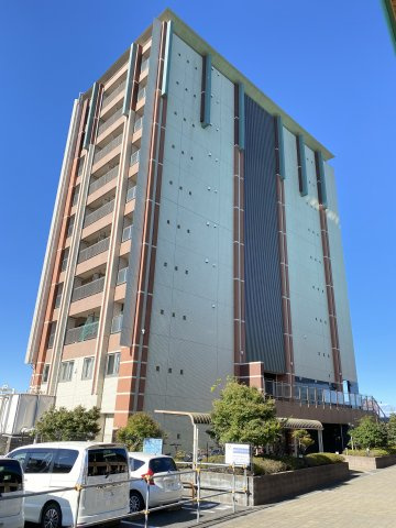STATION TOWER TOYOSHIMA