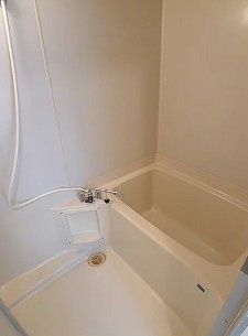松戸市横須賀２丁目のアパートの浴室|※別部屋参考写真