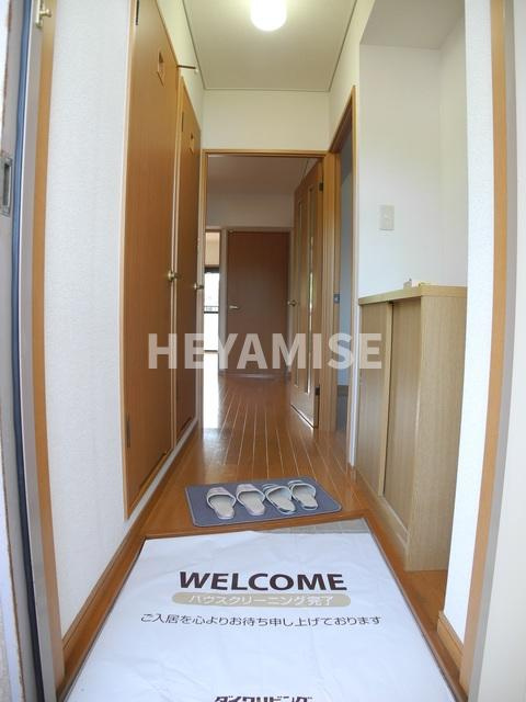 柳原マンションⅡの玄関|※反転タイプのお部屋写真です。現況を優先します※
