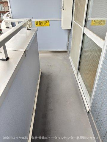 【バルコニー】
