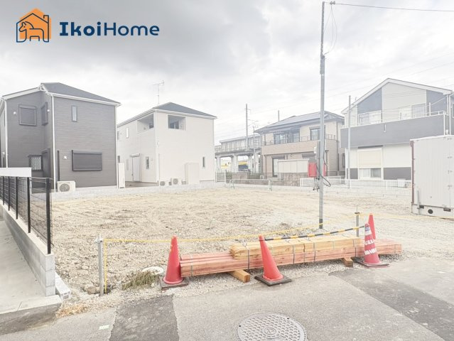 明石市二見町西二見　全7棟　7号棟　新築戸建の駐車場|●年中無休：当日予約可●駐車スペース並列２台可能です！前面道路とはフラットです！