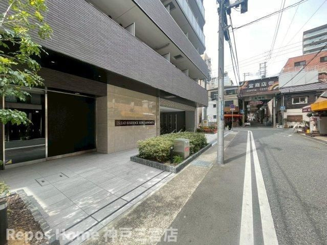 エスリードレジデンス神戸三宮のエントランス