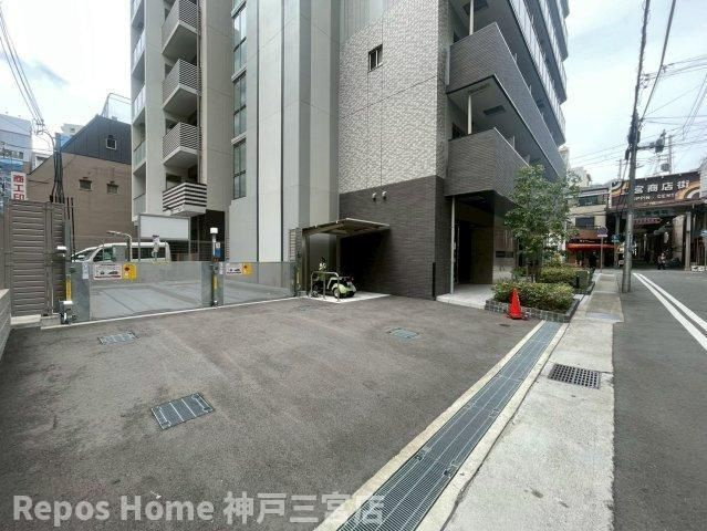 エスリードレジデンス神戸三宮の駐車場