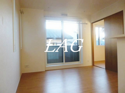 【居間・リビング】 | ラシーネはけの森 | 洋室のお部屋です。