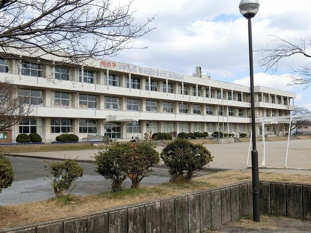 サクラヒルズの周辺|垂井町立東小学校まで650m